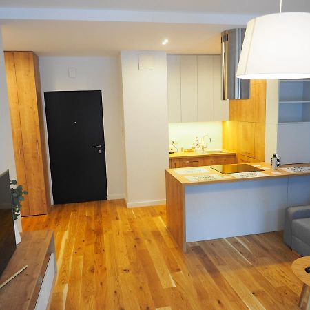 Magazynowa Airport Apartments Варшава Экстерьер фото